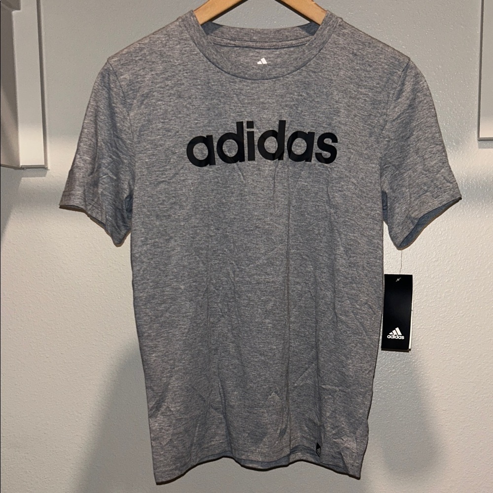 🆕 Adidas youth Heather Gray Tee